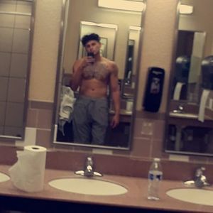 Meet your Posher, Juvn